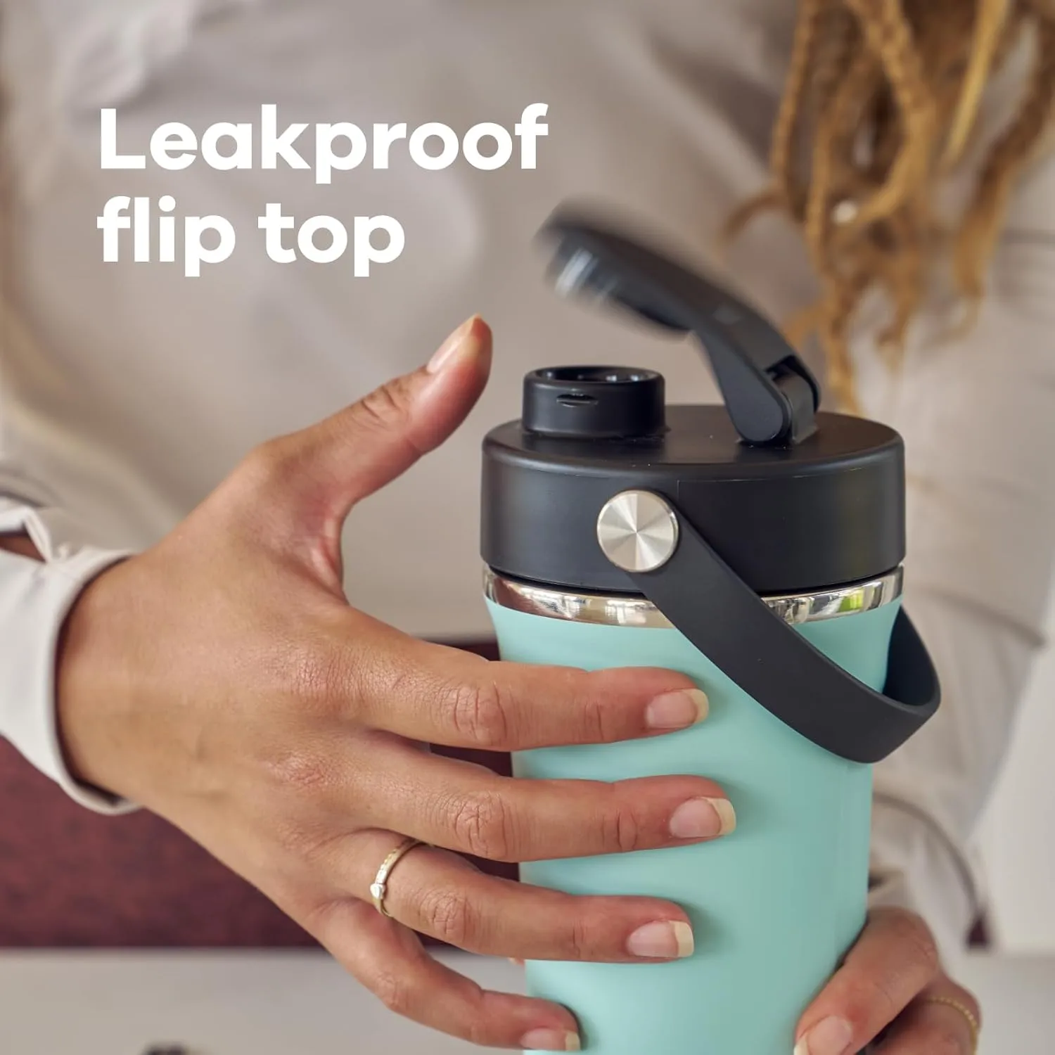 HYDRO FLASK 24 oz Insulated Stainless Steel Shaker Bottle
