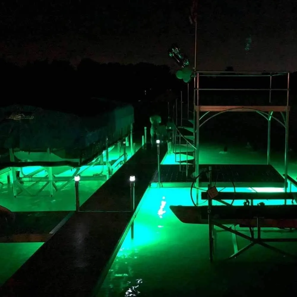 Hydro Glow DM260G 40W/120VAC Dock Mounted Fishing Light - Green