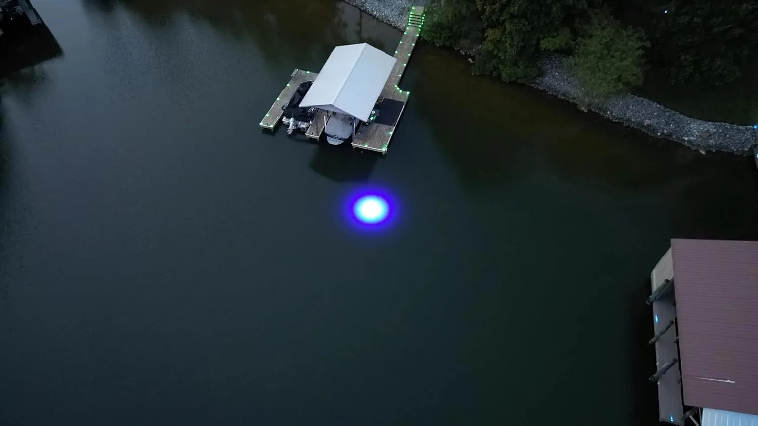 HYDRO GLOW SeaFloor Underwater Dock Light (Anchored To Bottom)