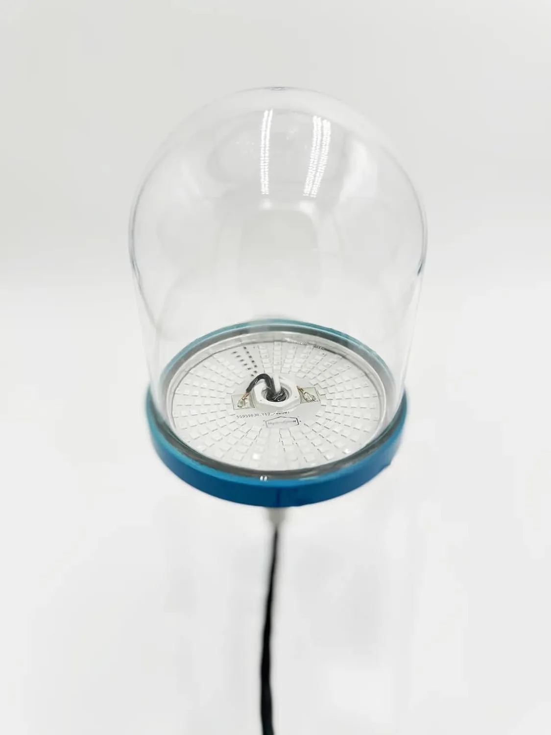 HYDRO GLOW SeaFloor Underwater Dock Light (Anchored To Bottom)