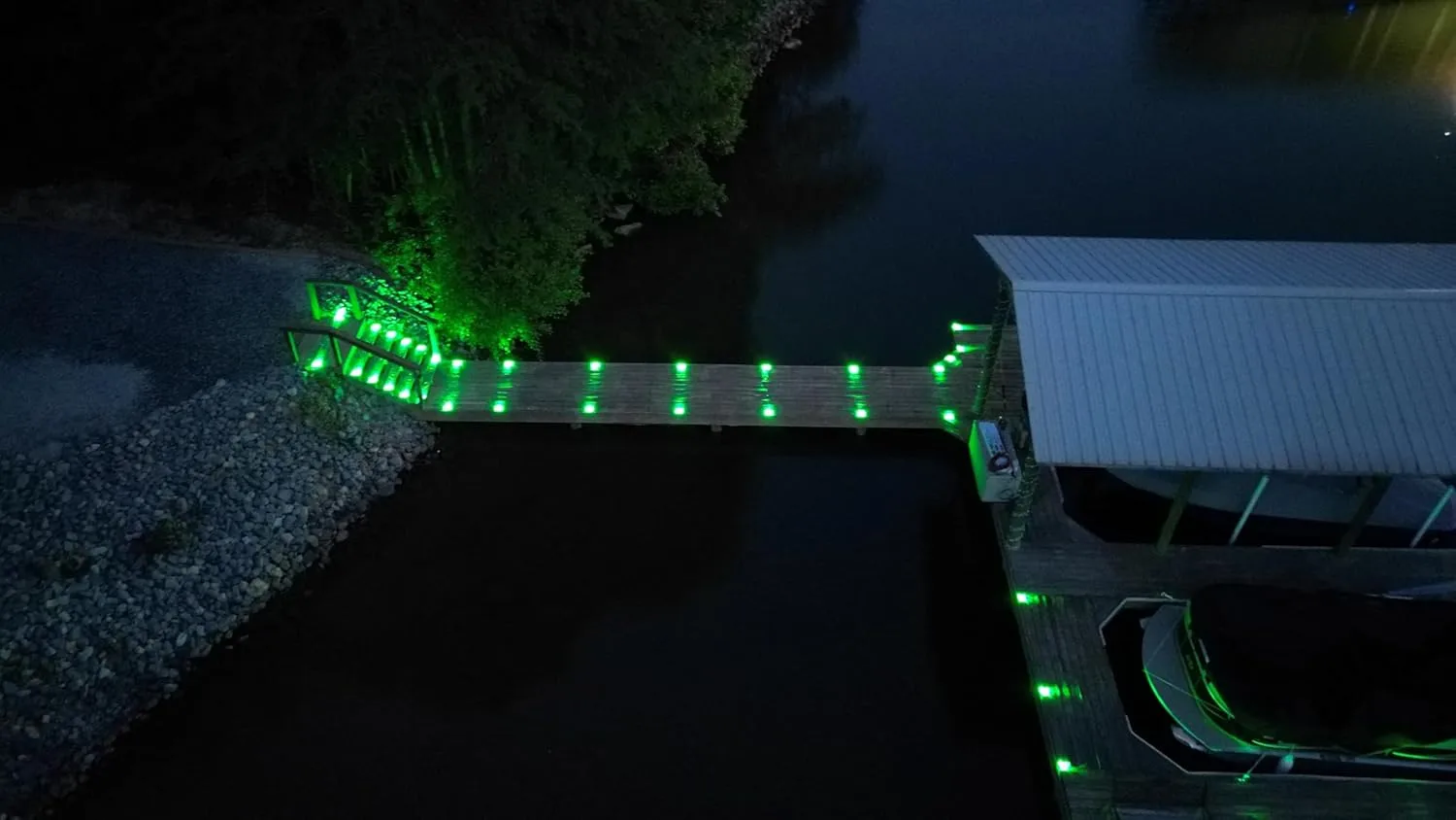 Solar Pathway Submersible LED Light, IP68 Waterproof, High-Impact Polycarbonate Body, 50-Hour Battery