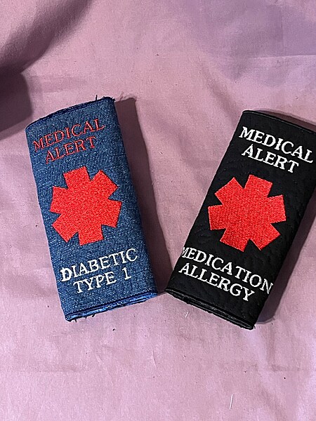 Custom Medical Alert Seat Belt Wrap Emergency Information Cover