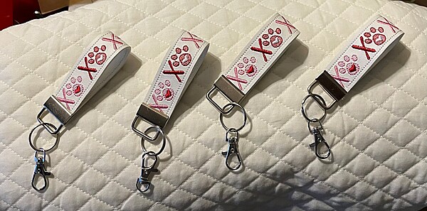 Key chain, snap tab key ring, XOXO, dog paw print, gifts, party favors