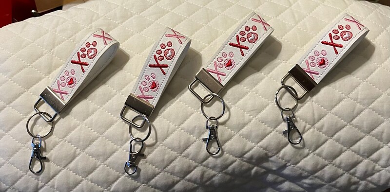 Key chain, snap tab key ring, XOXO, dog paw print, gifts, party favors