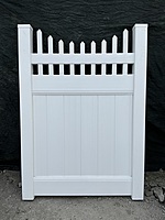 Picket Top Privacy Scalloped White 43x60