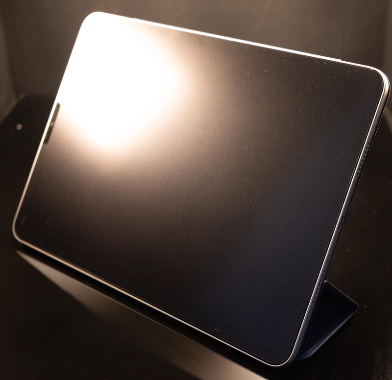 IPad Pro 11 m2 128gb con lápiz , mica de papel y estuche