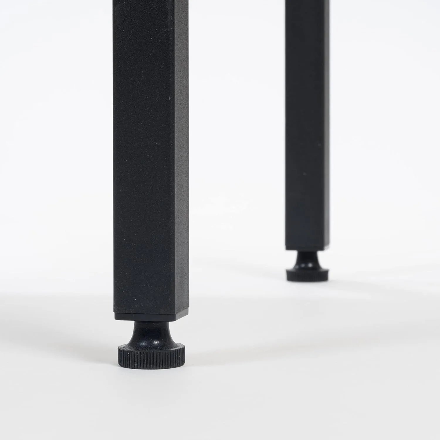 IRIS USA Computer Desk Slim Rustic Industrial Table with Matte Black Steel Frame and Heavy-Duty Wooden Tabletop