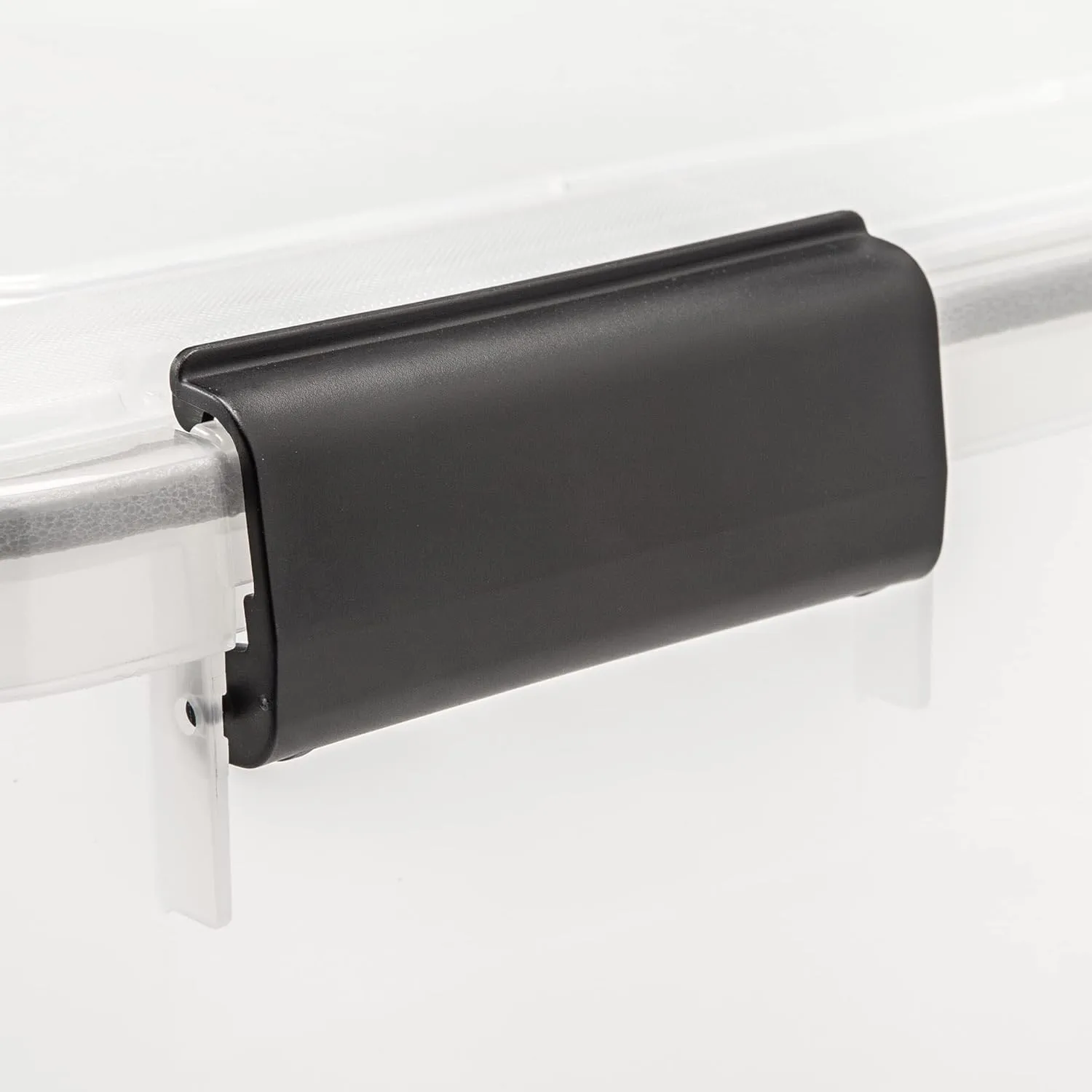 IRIS USA WEATHERPRO Weathertight Plastic Storage Box