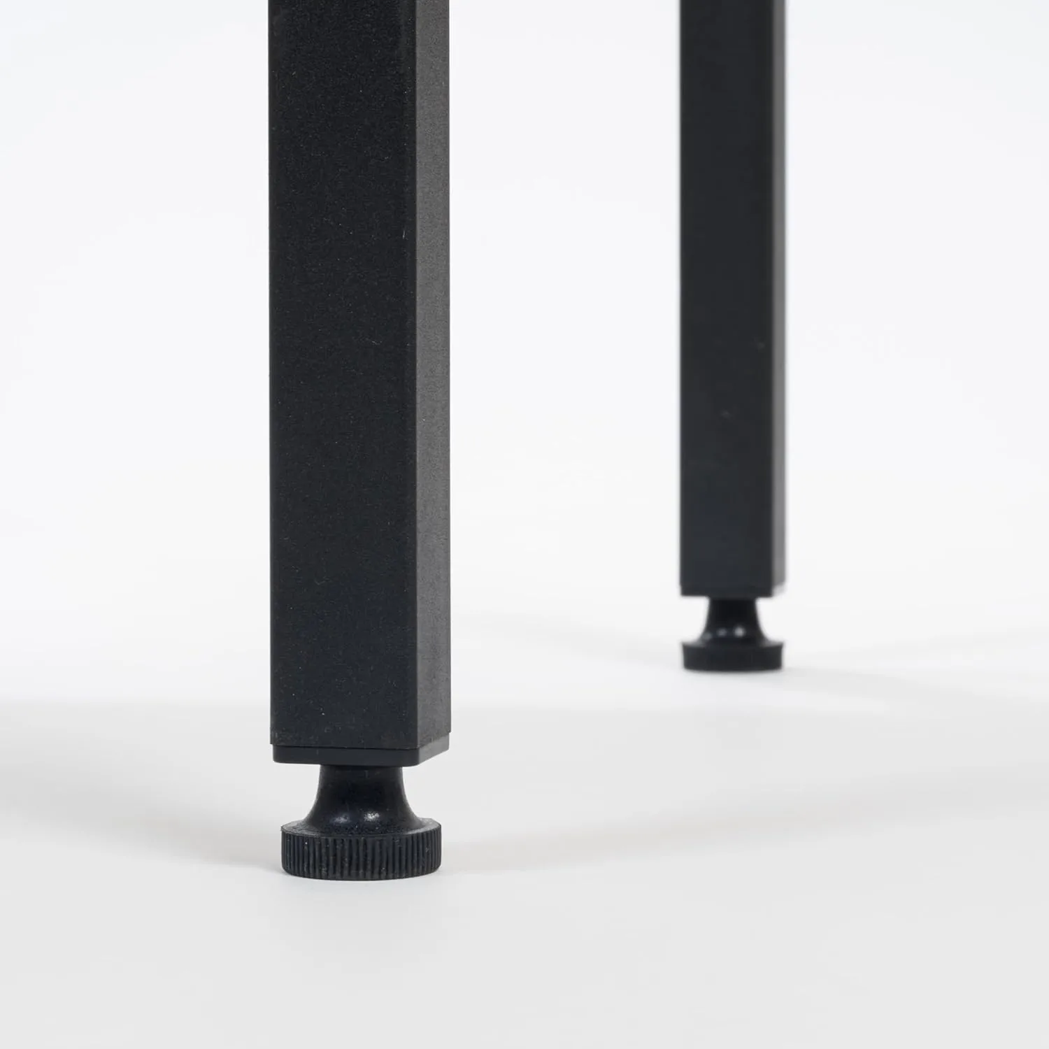 IRIS USA Computer Desk Slim Rustic Industrial Table with Matte Black Steel Frame and Heavy-Duty Wooden Tabletop