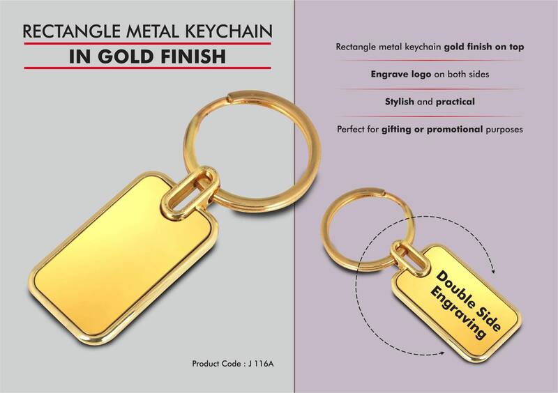 Rectangle metal keychain in Gold finish
