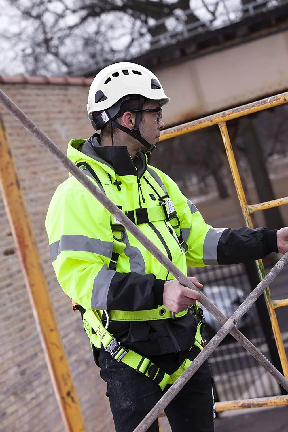 Jackson Safety CH300 & CH400V Climbing-Style Hard Hats – Vented & Non-Vented, Flip-Up Visor, ANSI Z89.1, OSHA Compliant