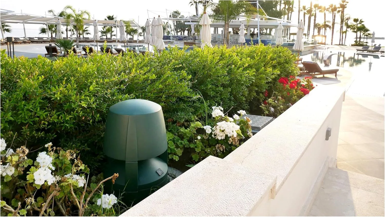 JBL Professional Control M Mushroom-Style Outdoor Landscape Speaker