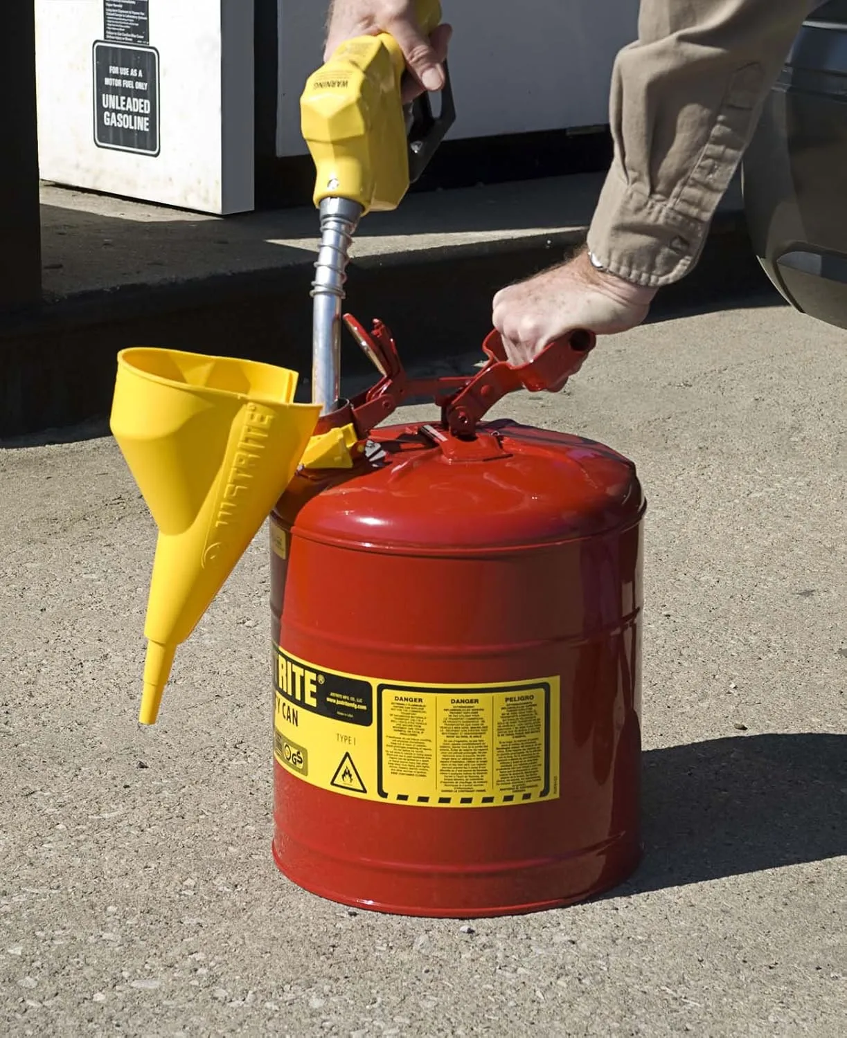 Justrite 11202Y Polyethylene Funnel for Use with The Type I Metal Safety Can. Easy-to-Fill, Easy-to-Pour