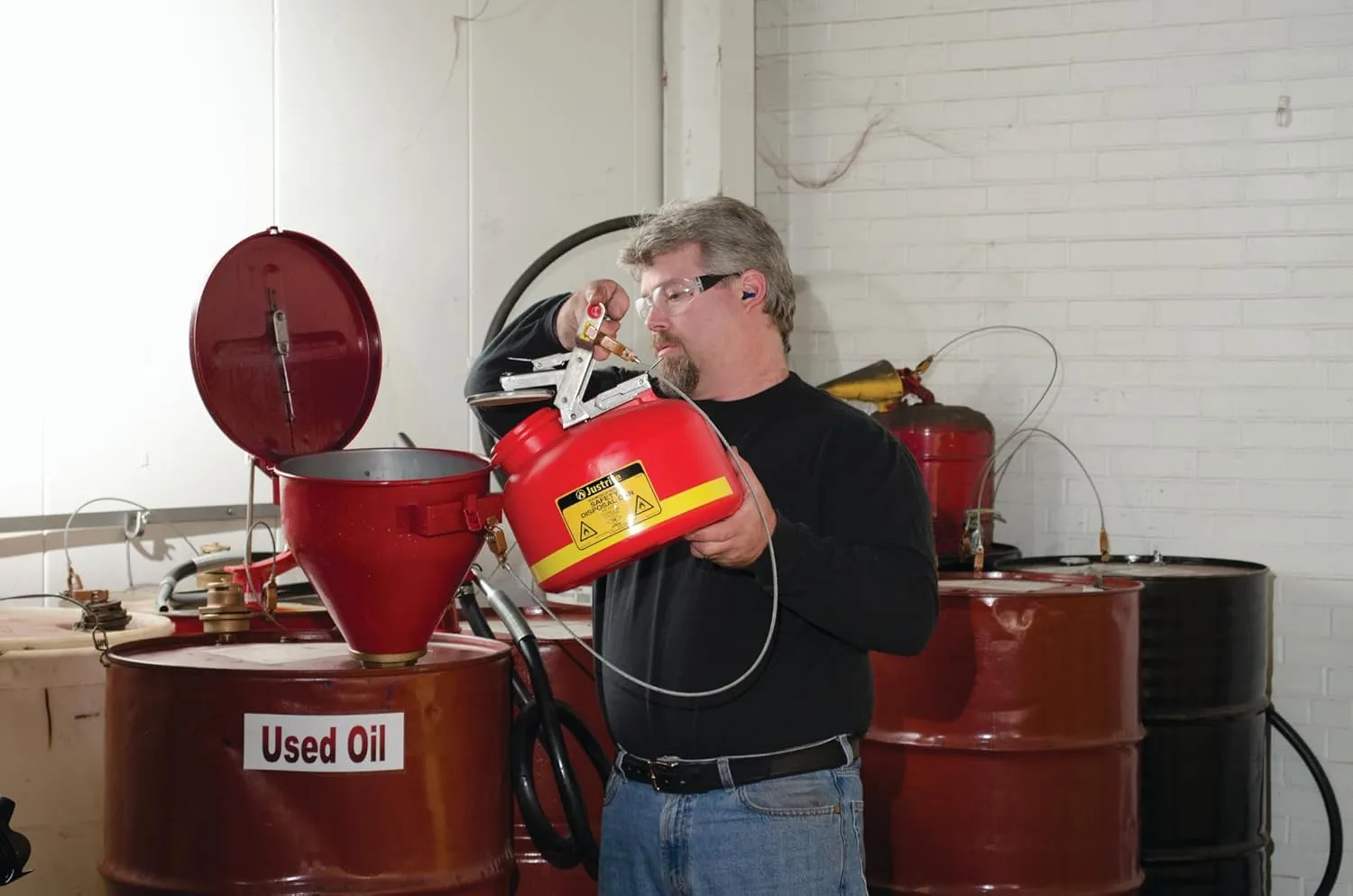 Justrite 2.6 Gallon Drum Funnel for Flammables with Emergency-Fusing Self-Closing Cover, Flame Arrester