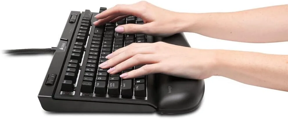 KENSINGTON ErgoSoft Gel Wrist Rest for Keyboard & Mouse