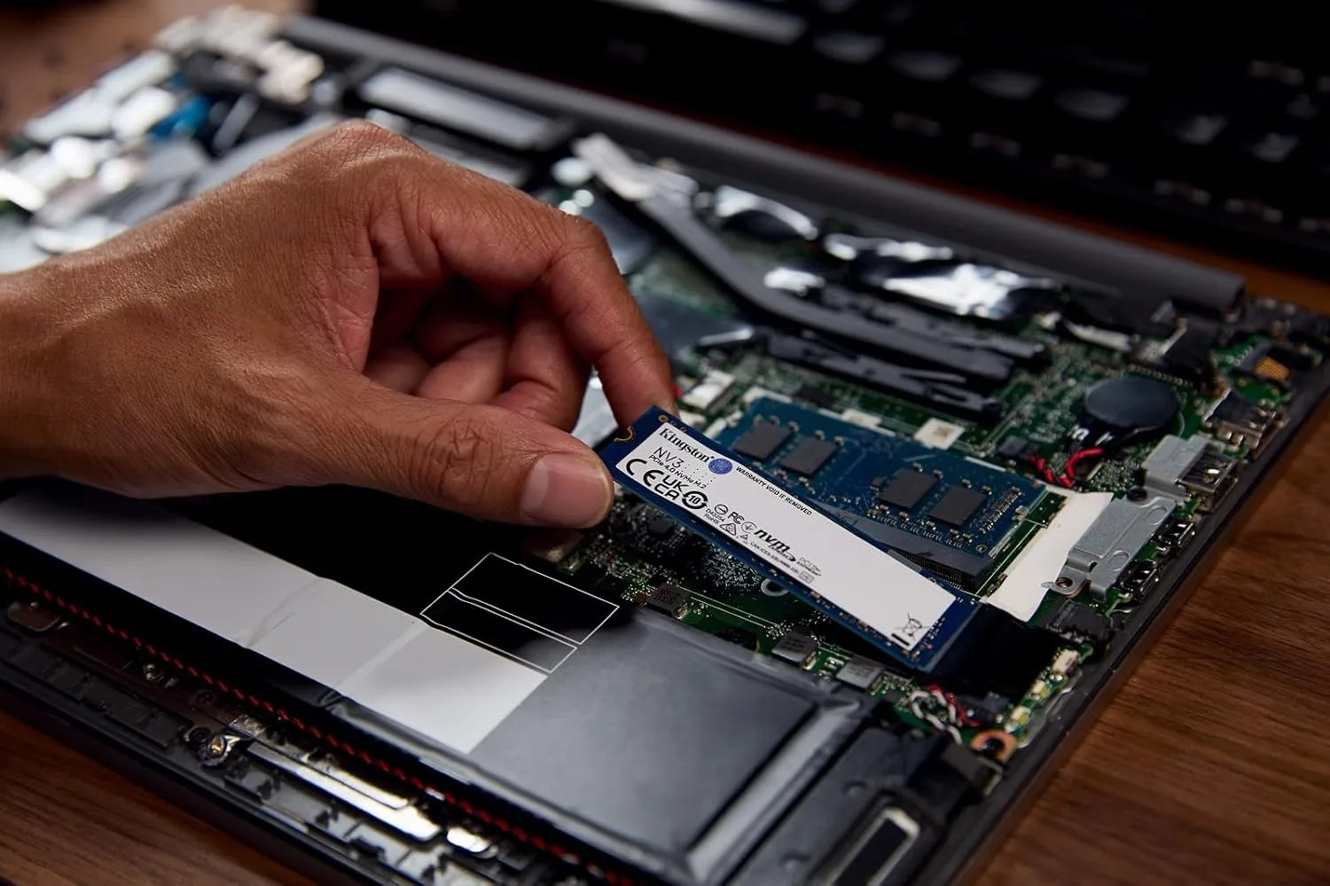 Kingston NV3 M.2 2280 NVMe SSD PCIe 4.0 Gen4x4