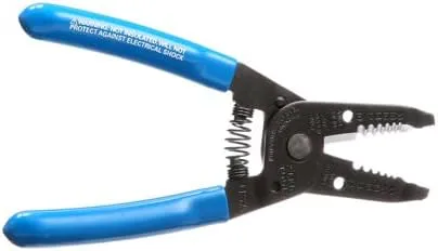 Klein Tools 1011 Multi-Purpose Wire Stripper and Cutter, Made in USA, 10-20 AWG Solid and 12-22 AWG Stranded Wire