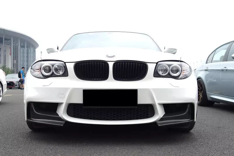 2008–2013 BMW 1M AF Style Carbon Fiber Front Lip Splitter