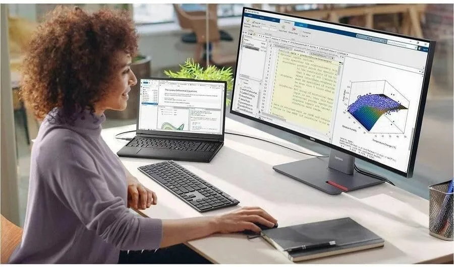 Lenovo ThinkPad P16 Gen 3 21RQ0017US 16" Mobile Workstation