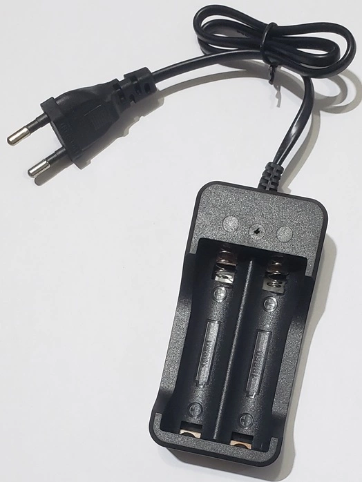18650 3.7V 4.2V lithium charger