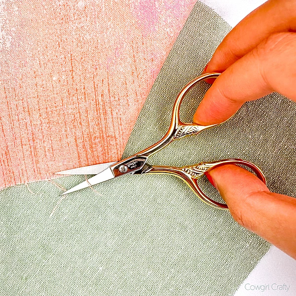 Lion's Tail Embroidery Scissors in Gold by Gingher 3 1/2in #220480