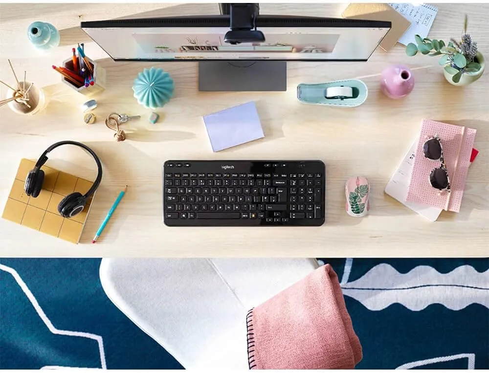 Logitech - Design Collection Limited Edition Wireless Compact Mouse with Colorful Designs - Chirpy Bird Rose/Forest Green/White