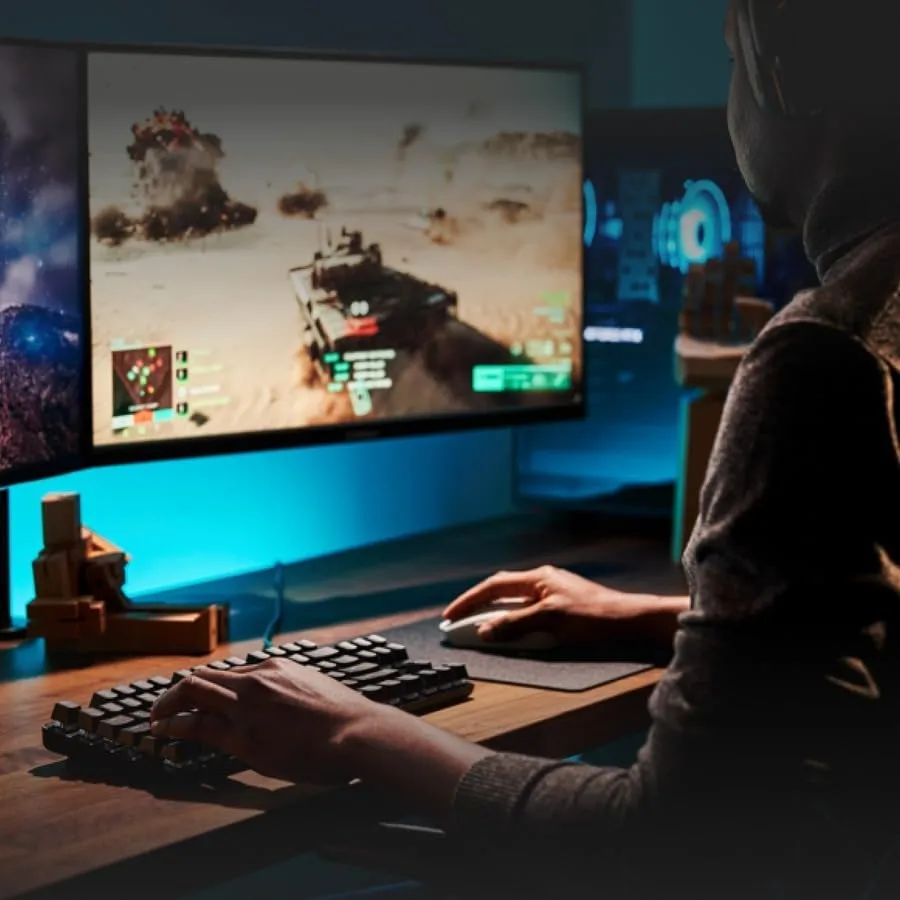 Logitech G413 SE Full-Size Mechanical Gaming Keyboard - Backlit Keyboard with Tactile Mechanical Switches, Anti-Ghosting