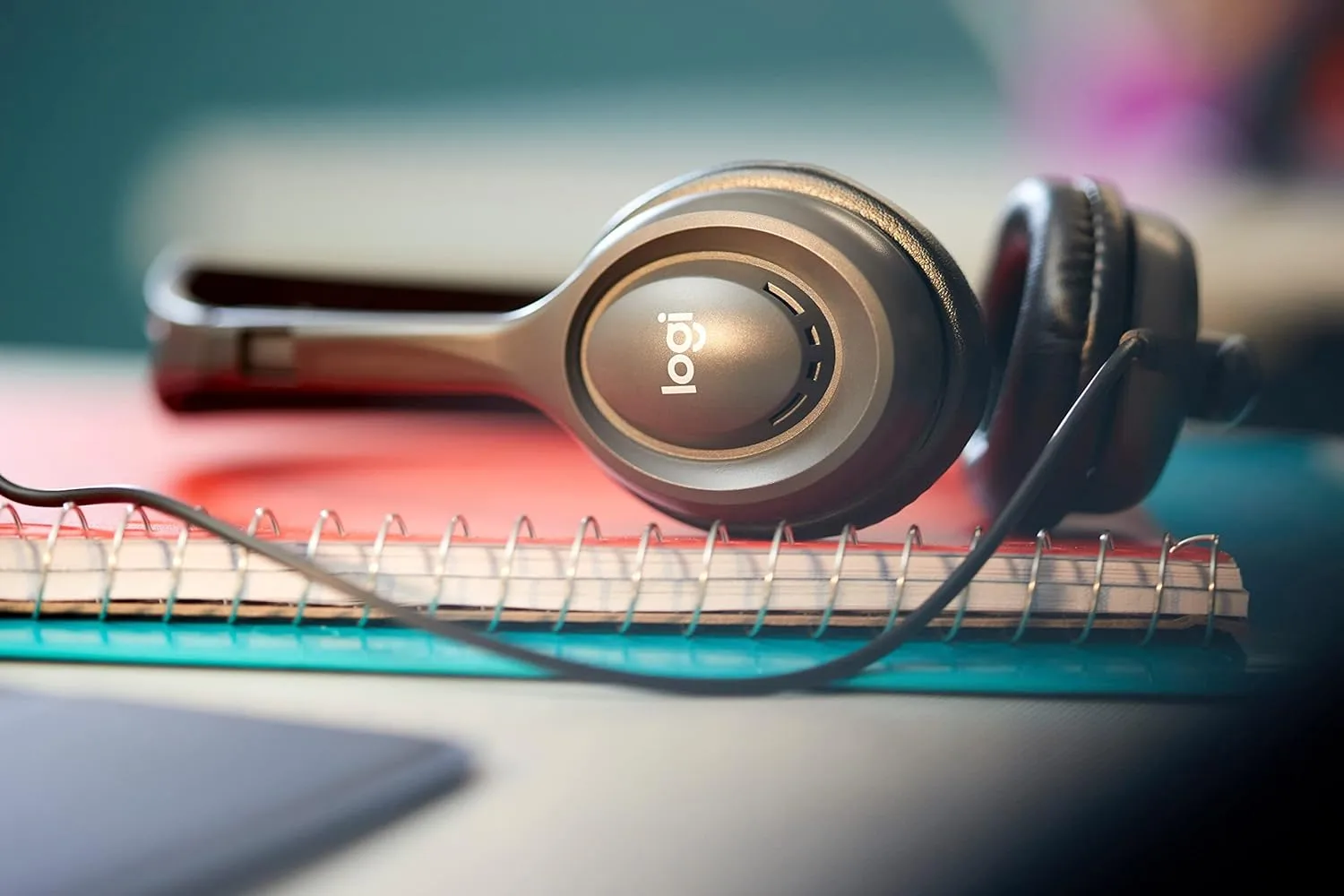 Logitech H111 Stereo Headset with 3.5 mm Audio Jack, Black Leatherette Cushion