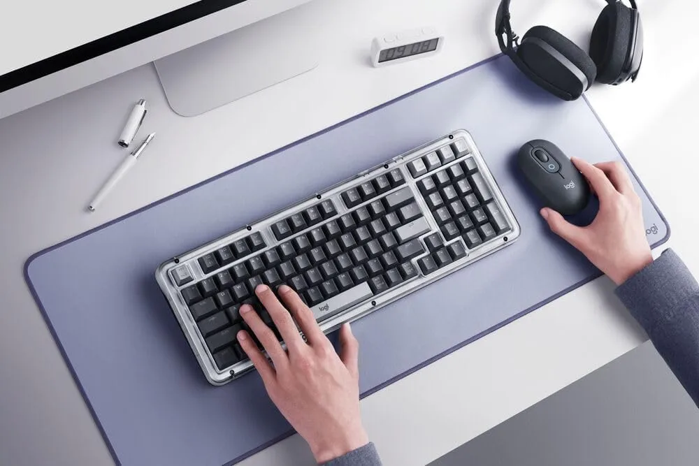 Logitech Alto Keys K98M Wireless Bluetooth Mechanical Keyboard with POP Mouse - Graphite