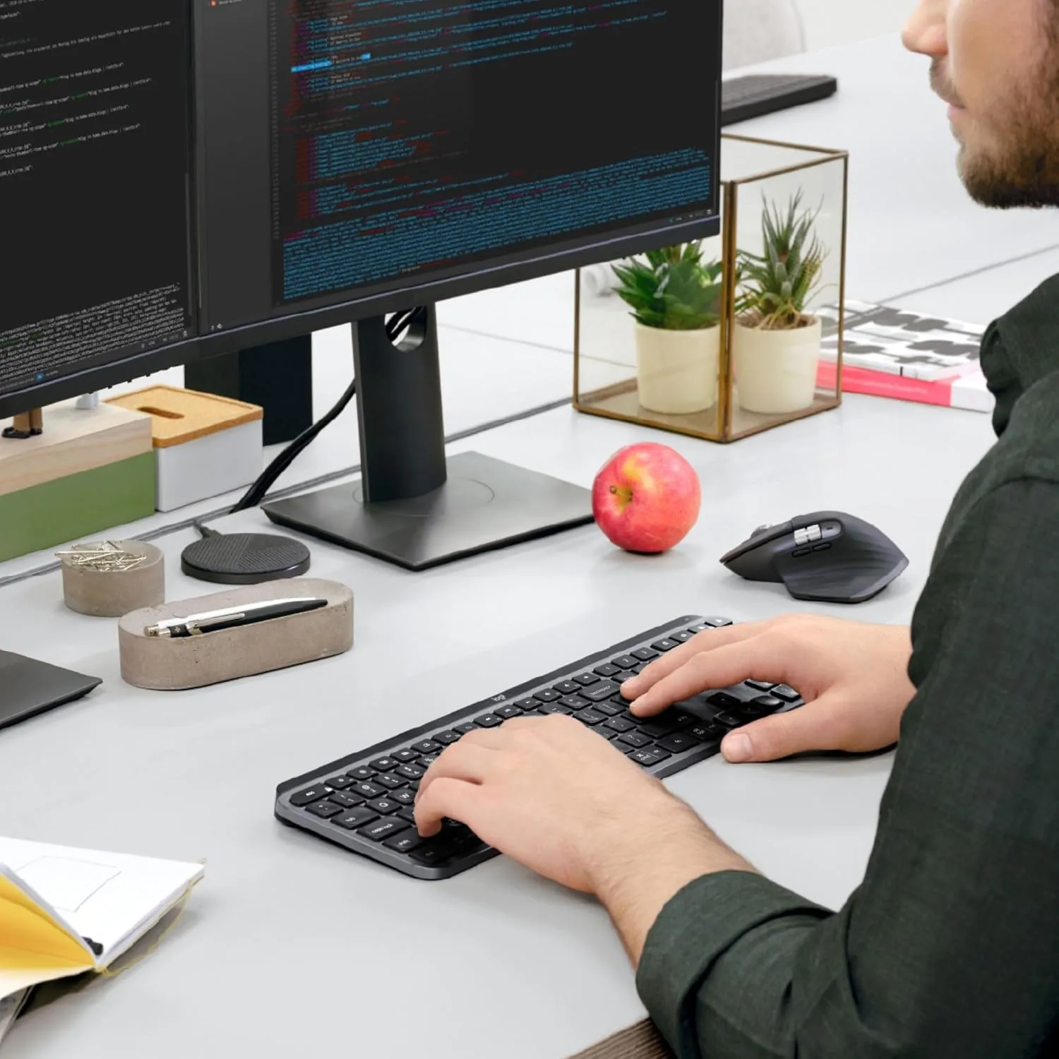Logitech MX Keys Wireless Illuminated Keyboard for Business, Quiet Perfect-Stroke Keys, Logi Bolt Technology, Bluetooth