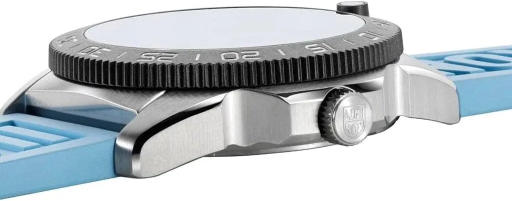 Luminox - Mens Watch - Pacific Diver Ripple Dive Watch - 39 mm - MOP - Black - 20ATM - Mens Watches - Made in Switzerland