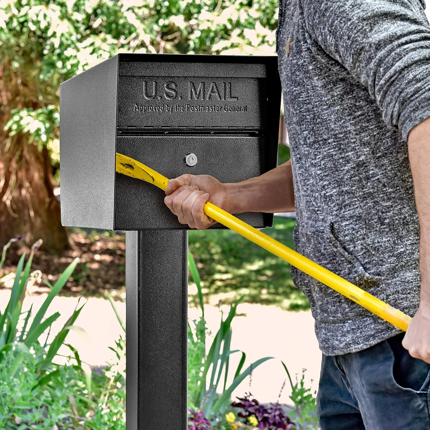 MAIL BOSS Metro Wall-Mount Locking Mailbox
