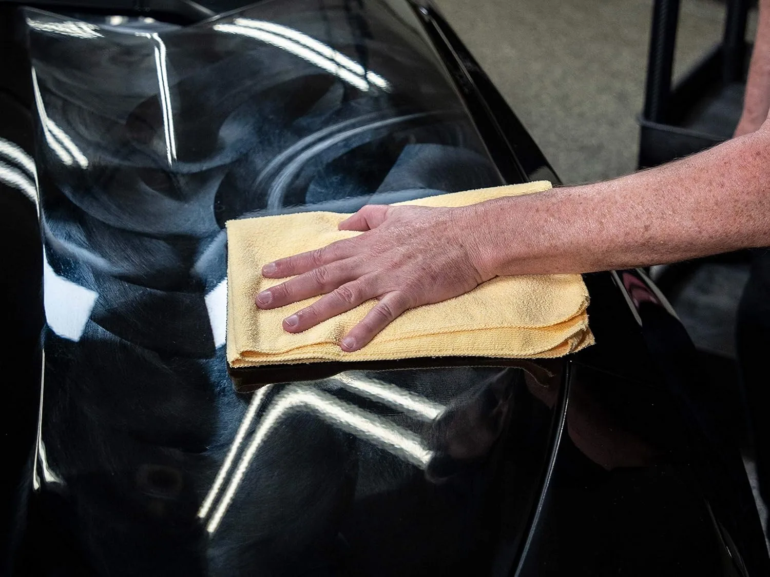 Meguiar's Mirror Glaze Hi-Tech Yellow Liquid Wax