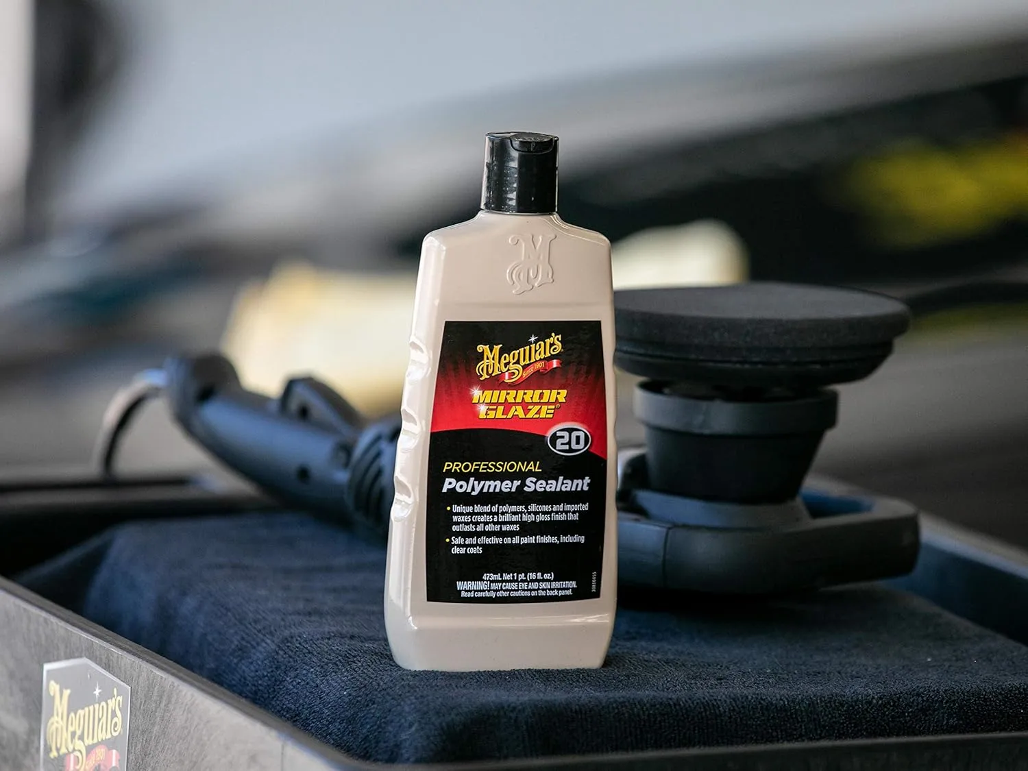 MEGUIAR'S Mirror Glaze Polymer Sealant – Brilliant High Gloss Wax Protection – M2016, 16 oz