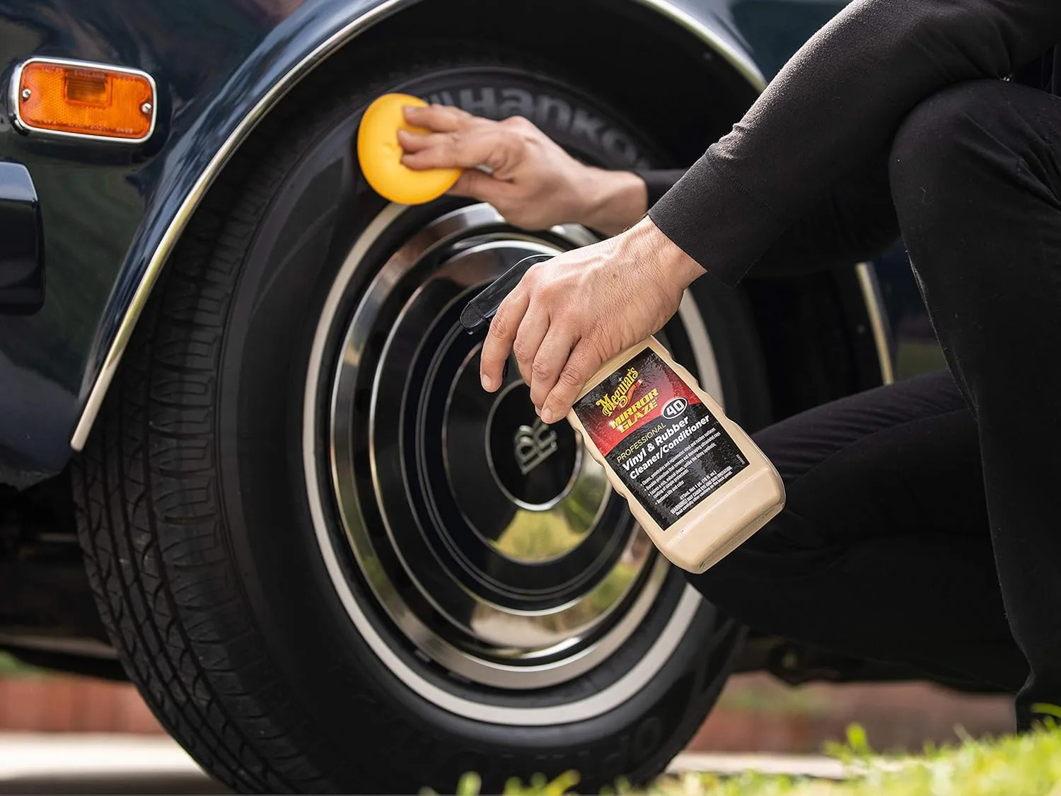 Meguiar's Professional Vinyl and Rubber Cleaner Conditioner M4016 - Pro-Grade for Interior and Exterior