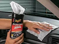 Meguiar's Natural Shine Protectant Wipes - 30 Full Size Car Care Wipes Clean and Protect Vinyl, Rubber, and Plastic Surfaces - Streak-Free Wipes with UV Protection and Leave a Satin, Non-Greasy Shine