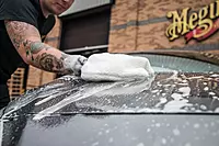 Meguiar's X3002 Microfiber Wash Mitt, Super-Thick, Reusable Wash Mitt for Ultimate Finish, Safe on Clear Coats