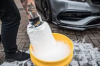 Meguiar's X3002 Microfiber Wash Mitt, Super-Thick, Reusable Wash Mitt for Ultimate Finish, Safe on Clear Coats