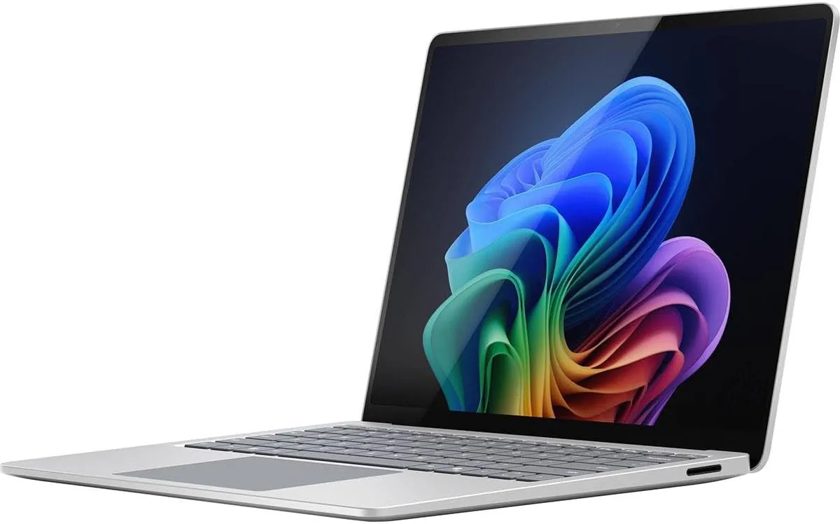 Microsoft Surface Laptop 7 13.8" Touchscreen Copilot+ PC - Qualcomm Snapdragon X Plus, 16GB, 256GB, Platinum