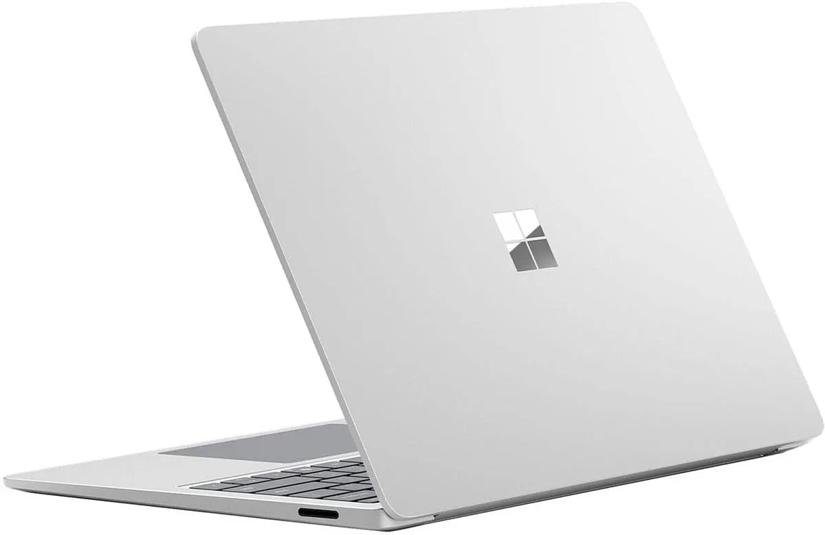 Microsoft Surface Laptop 7 13.8" Touchscreen Copilot+ PC Notebook - Intel Core Ultra 7-32 GB - 256 GB SSD - English Keyboard - Platinum