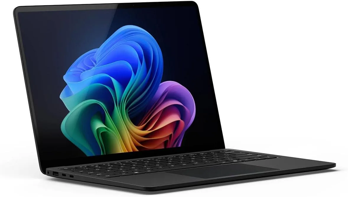 Microsoft Surface Laptop 7 13.8" Touchscreen Copilot+ PC Notebook - Qualcomm Snapdragon X Plus - 16 GB - 512 GB SSD - Graphite