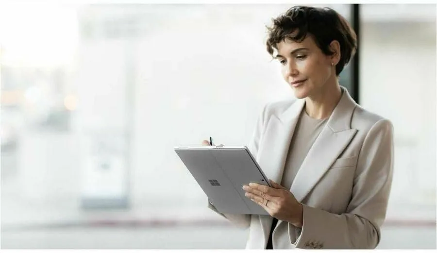 Microsoft Surface Pro 10 Tablet - 13" - vPro Technology - 64 GB - 1 TB SSD - Windows 11-5G - Platinum