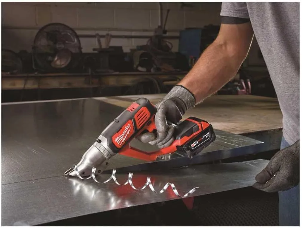 Milwaukee 2635-20 M18 Cordless 18 Gauge Double Cut Shear - Bare tool