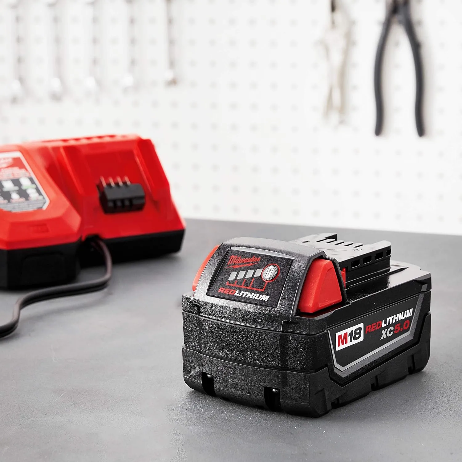 Milwaukee 48-11-1850 M18 Redlithium 5.0Ah Bat Pack
