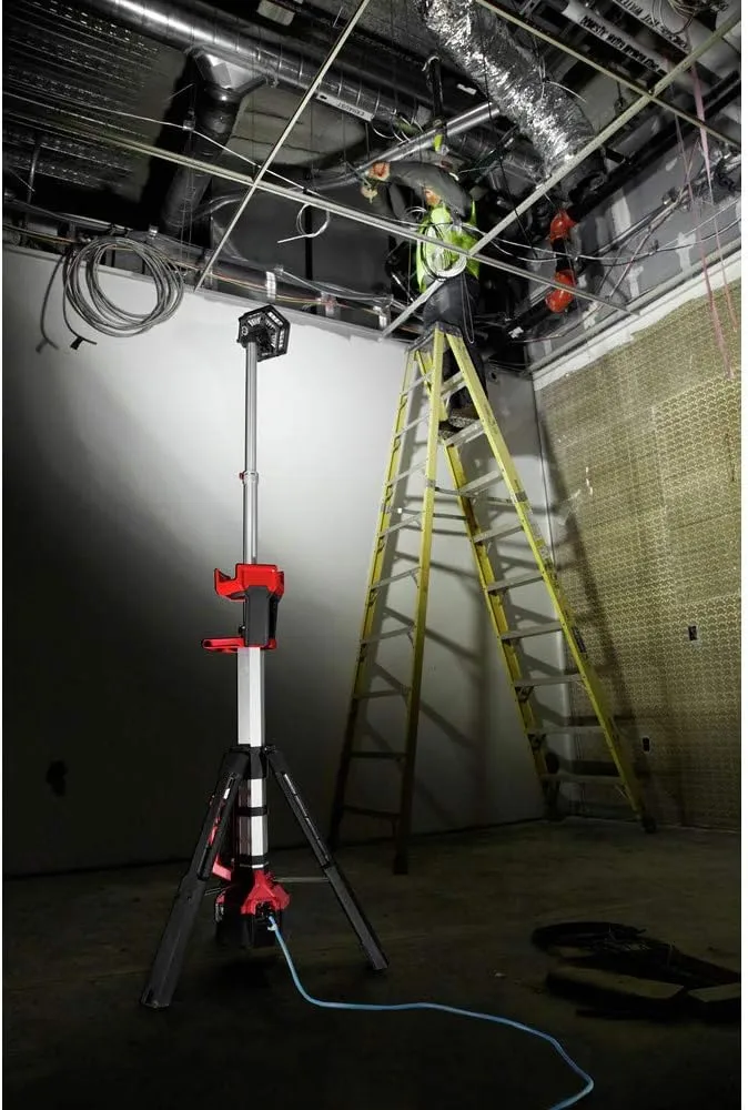 M18 ROCKET DUAL POWER TOWER LIGHT - 18V, 2,500 Lumens
