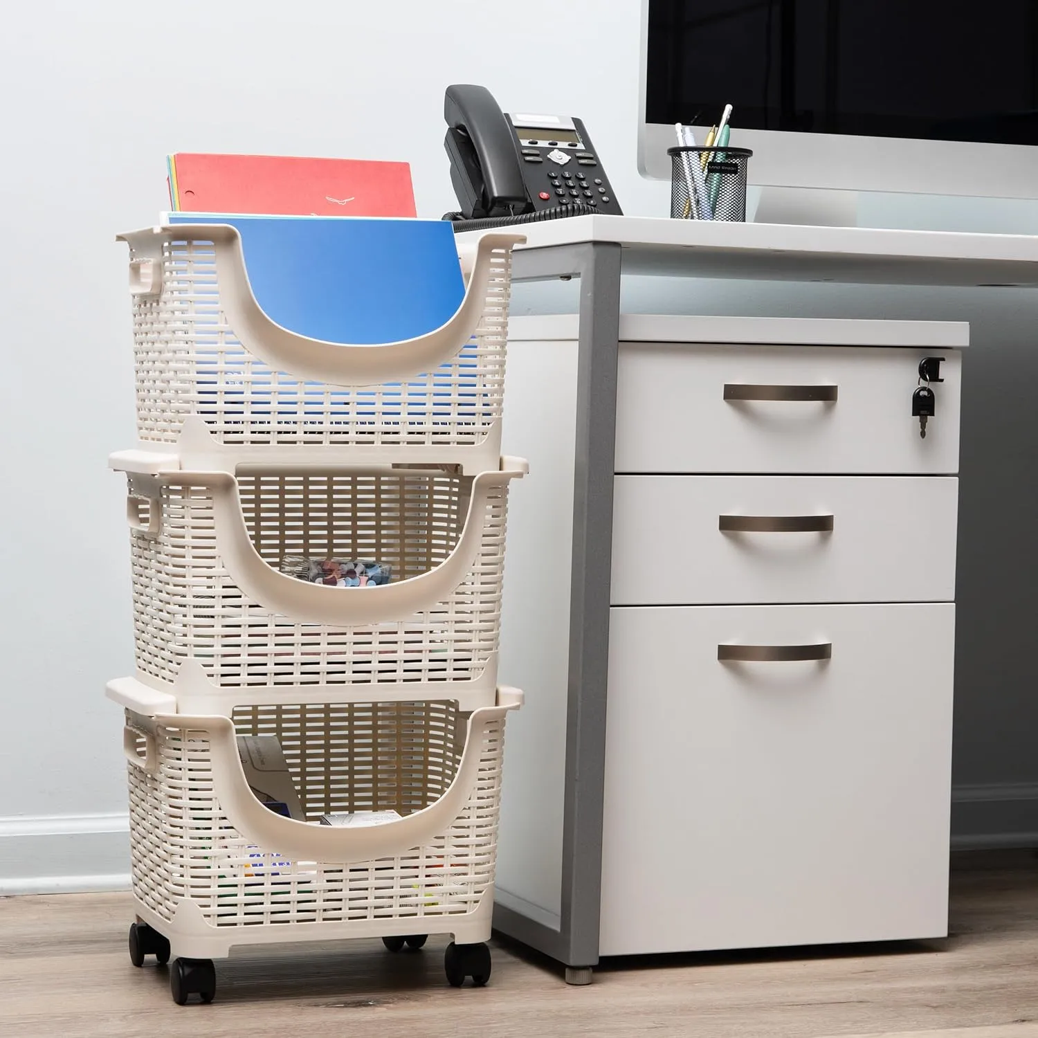Mind Reader Plastic Storage Cart, Kitchen Storage, Rolling, Toy Storage, Laundry, Kitchen, 14.75" L x 11" W x 28.25" H, Ivory
