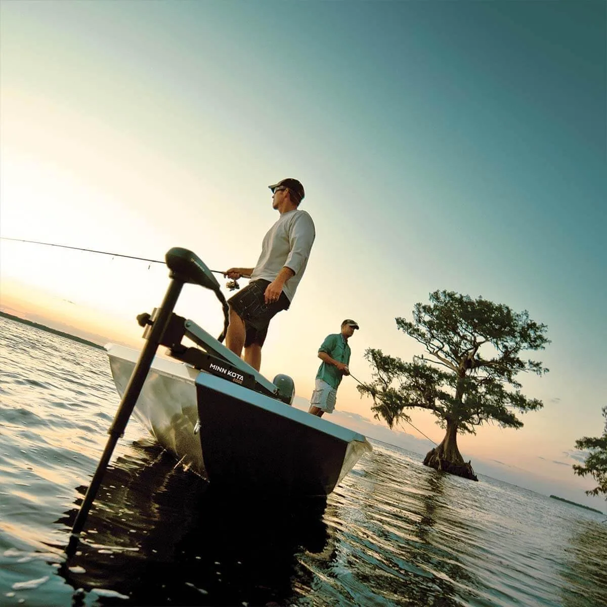 Minn Kota Edge Bow-Mount Electric Trolling Motor with Foot Pedal Control, 70 Lb. Thrust, 45 In. Shaft, Freshwater