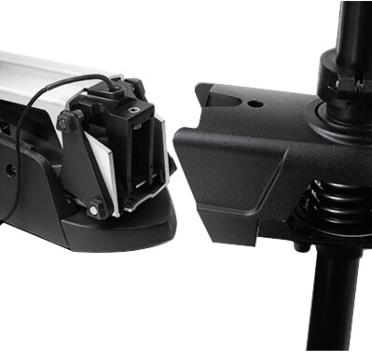 Minn Kota Fortrex Bow-Mount Electric Trolling Motor with Dual Spectrum Chirp Sonar, 80 Lb. Thrust, 52 in. Shaft, Freshwater