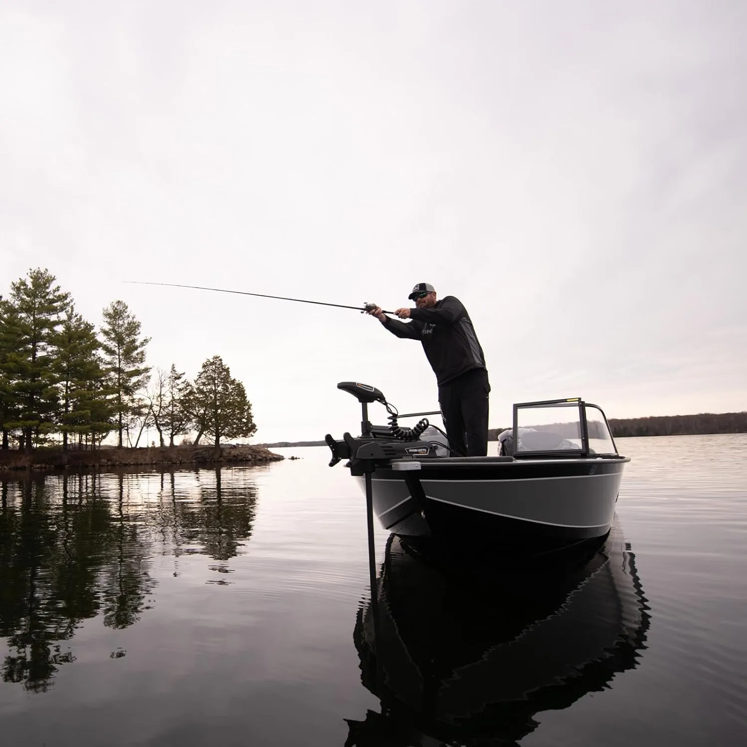 Minn Kota Terrova Bow-Mount Electric Trolling Motor with GPS, Spot-Lock, MEGA Down Imaging, 80 Lb. Thrust, 45 in. Shaft