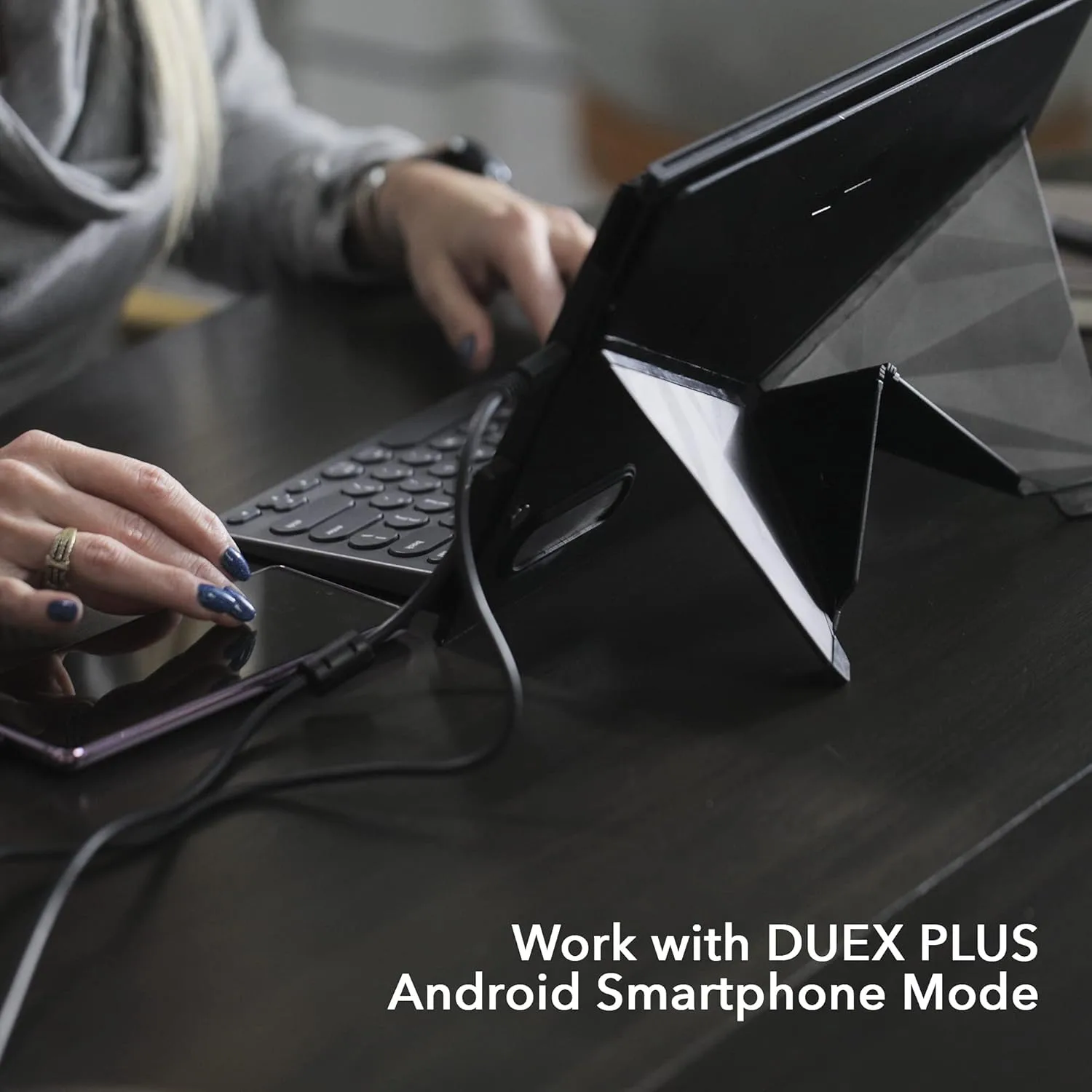 Mobile Pixels Origami Kickstand - Monitor stand - black - for Mobile Pixels DUEX Lite, DUEX Plus, DUEX Pro, Trio, TRIO Max